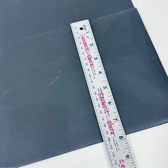 Gucci Authentic Huge Black Shopping Paper Bag Gift Tote Large 26”X17”X8” - Picture 4 of 4